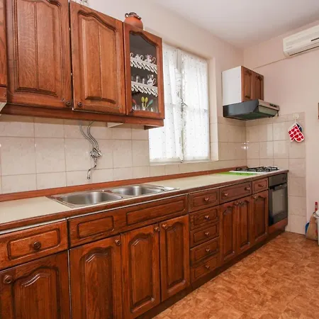 Apartament By The Sea Arbanija, Ciovo - 17280 *