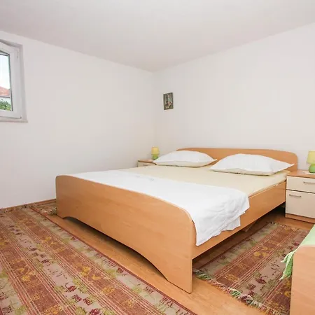 Apartament By The Sea Arbanija, Ciovo - 17280